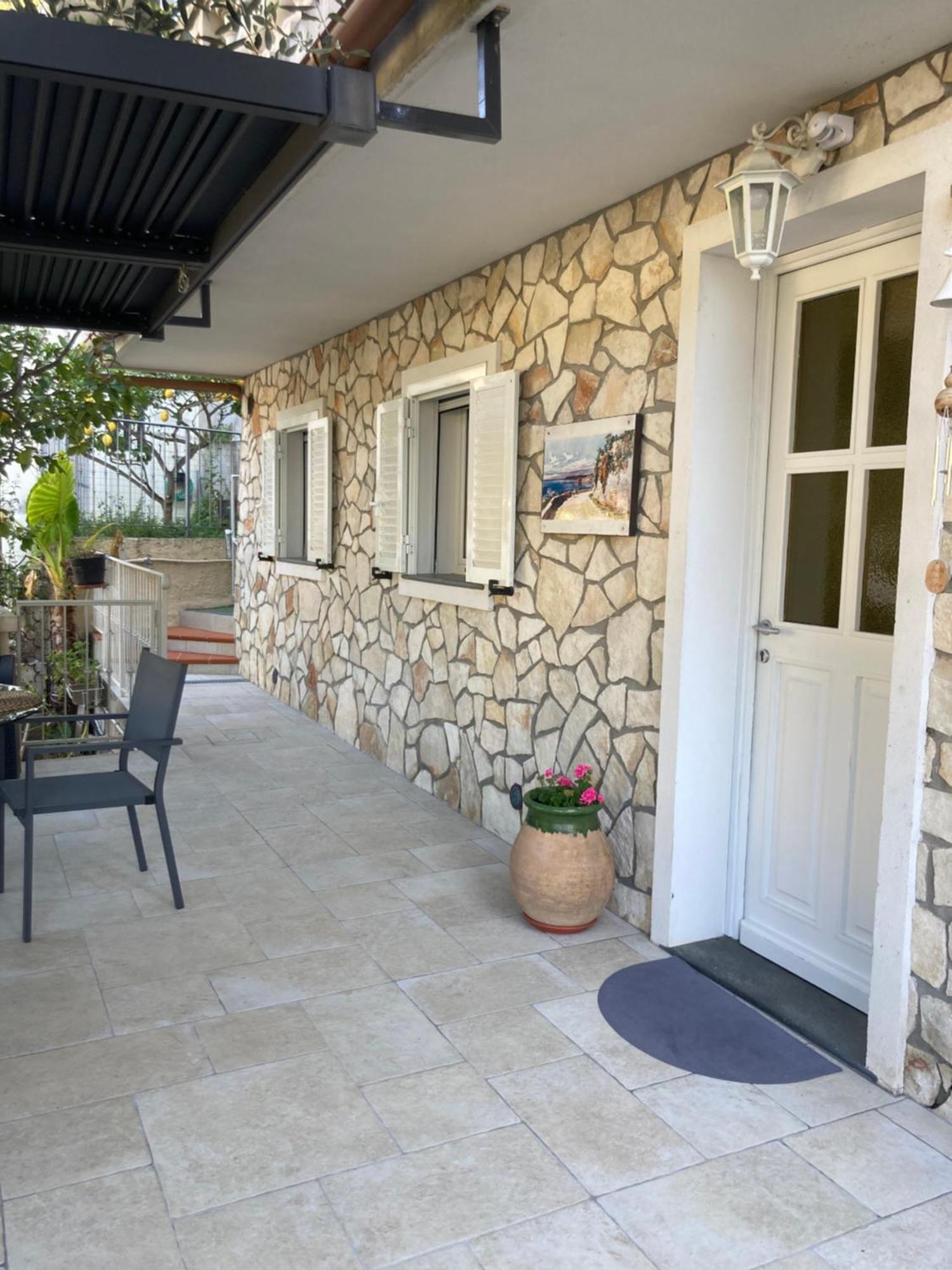 Studio Villa La Cigale Avec Grande Terrasse Menton Exteriér fotografie